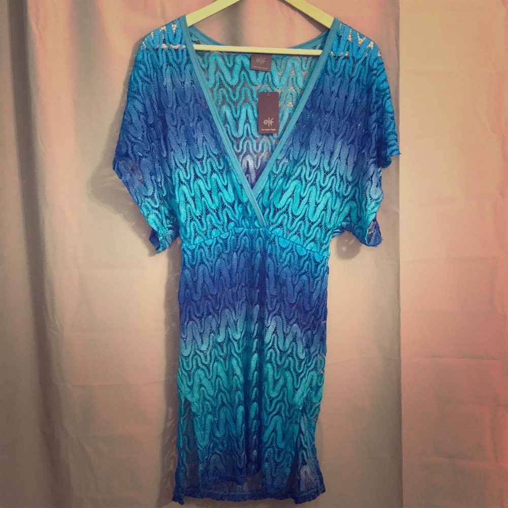 Deep V-Neck Batwing Sleeve Dress - Jordan Taylor Beachwear